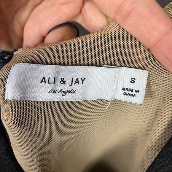 Ali & Jay LA Womens Tiered Lace V-Neck Fit & Flare Mini Dress - Picture 7 of 8